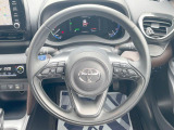 【純正革巻きステアリング】上質な革を使用することで、手にしっかり馴染みとても運転しやすいハンドルです♪