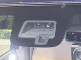 【スズキ セーフティサポート】走行中に前方の車両等を認識し、衝突しそうな時は警報とブレーキで衝突回避と被害軽減をアシスト。より安全にドライブをお楽しみいただけます。
