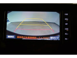 バックモニター付き。 車両後方の映像が画面に表示されるので、車庫入れが苦手な人も安心です。ただし、目視確認もお忘れなくお願いいたします。