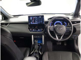 オシャレなインテリアで運転する気分も盛り上がりますよね^^