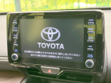 【純正ナビ】人気の純正ナビを装備しております。ナビの使いやすさはもちろん、オーディオ機能も充実!キャンプや旅行はもちろん、通勤や買い物など普段のドライブも楽しくなるはず♪