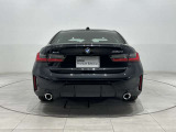 弊社ではオーナー様の安心安全ドライブをサポートさせていただくためにもBMW自動車保険をお勧めしております