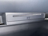 ☆CD、DVDの挿入口はこちら☆