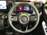 【純正革巻きステアリング】上質な革を使用することで、手にしっかり馴染みとても運転しやすいハンドルです♪