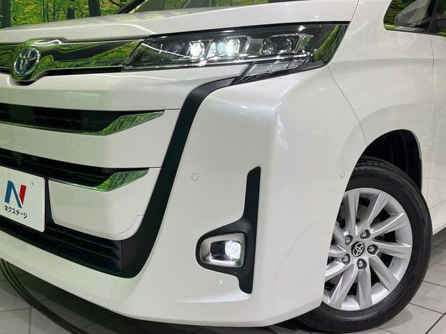 トヨタ ノア 1.8 ハイブリッド Z の中古車詳細 (7,410km, ホワイト
