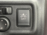 【エマージェンシーブレーキ】システムが障害物や先行車に衝突すると判断した際、自動でブレーキを作動させて衝突した時の被害を軽減します。