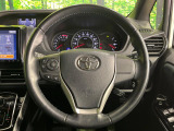 【純正革巻きステアリング】上質な革を使用することで、手にしっかり馴染みとても運転しやすいハンドルです♪