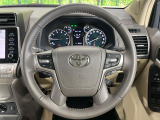 【ステアリングスイッチ】運転中、前方から目線をそらすことなく、オーディオ等の操作が可能な便利機能!安心&快適なドライブを演出してくれます♪