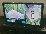 【マルチビューカメラシステム】専用のカメラにより、上から見下ろしたような視点で360度クルマの周囲を確認することができます☆死角部分も確認しやすく、狭い場所での切り返しや駐車もスムーズに行えます。