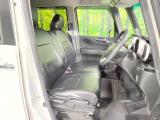 運転席シート廻りは使用感も少なく、良好な状態となっています。丁寧に使われていたことがよくわかりますね。