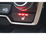 シートヒーター装備付き車!!座席に埋め込まれた電熱線によりシートを暖めることが出来る装備で、温められたシートは、寒い冬には最適です!!