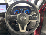 【ステアリングスイッチ】運転中、前方から目線をそらすことなく、オーディオ等の操作が可能な便利機能!安心&快適なドライブを演出してくれます♪