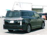 国家整備資格を取得しておりますメカニックが、大切なお客様のお車をご納車に向けて整備致します♪