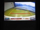 バックガイドモニターで、後方を確認しながら安心して駐車することができます。運転初心者も熟練者も必須の機能ですよ!