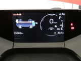 視認性の良いスピードメーターですね。夜も見やすく表示されますので運転が楽しくなります。