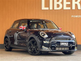 ◆LIBERALAは、輸入車選びの新たなスタイルを提案するインポート・セレクト・ブランドです。オーナー様となる方がクルマから直接感じる感性を第一にした、最良の一台との出会いをコーディネートいたします。