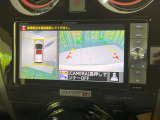 【マルチテレインモニター】車のフロントやサイドのカメラ画像を同時にモニター表示することで、悪路や狭い道を走行時でも周囲の状況確認ができ安心!本格SUVにうれしい装備です♪