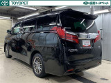 「中古車ハイブリッド保証」付き。ハイブリッド機構を無償で保証します。保証期間は、初度登録年月から10年目まで、またはロングラン保証が終わってから3年間。ただし累計走行距離が20万km以内です。