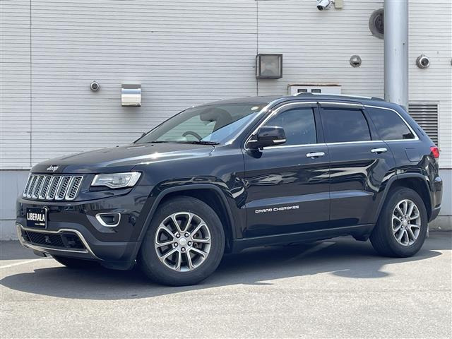 グランドチェロキー リミテッド 4WD 本革シート