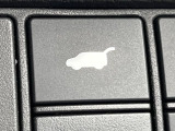 【パワーバックドア】スマートキーや運転席のボタンを押すだけでリアゲートが自動で開閉します!荷物を持っている時や、高い位置にあるバックドアを閉める際に便利な機能です♪