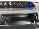★充実の小物入れ★ ついつい車内に貯めがちの物も、小物入れがあれば綺麗に収納OK(*^^*)