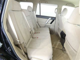 ゆとりある車内空間は、ドライブを始め買い物やレジャーなど、幅広く活躍します。