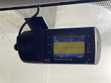 【ドライブレコーダー】映像・音声などの運転中の記録を残します。事故などを起こした起こされた時の証拠になりえますので、もしも時でも安心ですね。