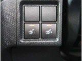 【シートヒーター】寒い日の運転など冷えやすい脚部を快適に温めてくれる。嬉しい機能♪