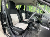 運転席シート廻りは使用感も少なく、良好な状態となっています。丁寧に使われていたことがよくわかりますね。