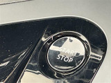 【 スマートキー・プッシュスタート 】鍵を挿さずにポケットに入れたまま鍵の開閉、エンジンの始動まで行えます。