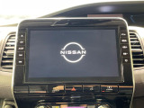 【メーカー純正ナビ】インテリアに溶け込むスタイリッシュな「専用設計」メーカーナビを装備♪視認性や操作性など基本性能にも優れ、より上質なカーライフをお楽しみいただけます。
