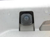 バックカメラ付きなので、カーナビと組み合わせればバックモニターが使用出来ます◎