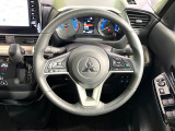 【ステアリングスイッチ】運転中、前方から目線をそらすことなく、オーディオ等の操作が可能な便利機能!安心&快適なドライブを演出してくれます♪