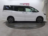 最近の車の買い方「トリプルアシスト」も選べますよ♪♪ 「残価設定型プラン・・月々の支払いがらくらく」「トヨタのクレジット一体型保険・・定額だから安心