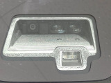 【スズキ セーフティサポート】走行中に前方の車両等を認識し、衝突しそうな時は警報とブレーキで衝突回避と被害軽減をアシスト。より安全にドライブをお楽しみいただけます。