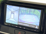 【アラウンドビューモニター】専用のカメラにより、上から見下ろしたような視点で360度クルマの周囲を確認することができます☆死角部分も確認しやすく、狭い場所での切り返しや駐車もスムーズに行えます。