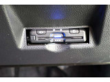 ボイスタイプのETC搭載。高速道路出入口もスマートに通過! 今やマストアイテムですね。納車前には使用できるようにセットアップをさせていただきます。ETCカードの取扱もしておりますのでご相談ください。