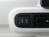 USB&HDMI差し込みあります。