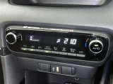 オートエアコンで快適な室内です。