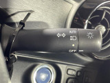 【オートライト(AUTO)】外の明るさをシステムが感知して、自動でヘッドライトが点灯します!ヘッドライトをつけ忘れを防ぐ便利機能です。