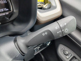 オートライト装備。周囲の明るさに合わせて自動でライトを点灯・消灯し運転時の操作負担を軽減します!