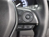 レーダークルーズコントロール作動時に車線維持に必要な運転操作の支援を行う「レーントレーシングアシスト(LTA)」を搭載しています。