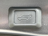 【パワーバックドア】スマートキーや運転席のボタンを押すだけでリアゲートが自動で開閉します!荷物を持っている時や、高い位置にあるバックドアを閉める際に便利な機能です♪