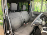 運転席シート廻りは使用感も少なく、良好な状態となっています。丁寧に使われていたことがよくわかりますね。