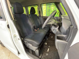 運転席シート廻りは使用感も少なく、良好な状態となっています。丁寧に使われていたことがよくわかりますね。