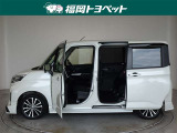 両側パワースライドドア付きだから、狭い駐車スペースなどでの 乗り降りラクラク!小さなお子さまのいるご家庭には嬉しい装備。