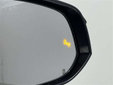 斜め後方の死角にいる車を検知し、サイドミラーでお知らせしてくれます!