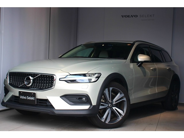 V60クロスカントリー B5 AWD プロ 4WD 