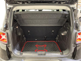 【トランク】積み込みやすくて、たっぷり積める荷室です。シートアレンジできるものは、乗車人数と荷物の量や大きさによってシートを動かすことができるので、より快適なドライブが可能です!