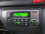 オートエアコン機能で、車内を自動的に、設定した温度に保ってくれます。